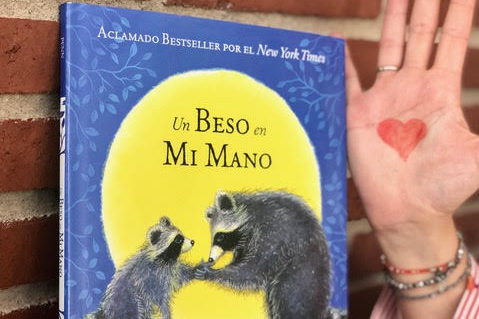 "Un beso en mi mano"
