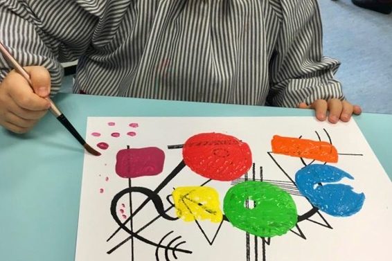 Els alumnes d’Infantil treballen l’art a través dels pintors